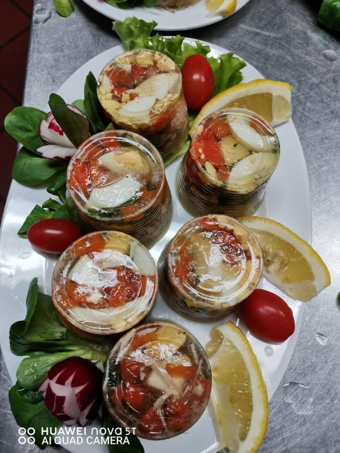 Zajazd Restauracja Machliny 外观 照片