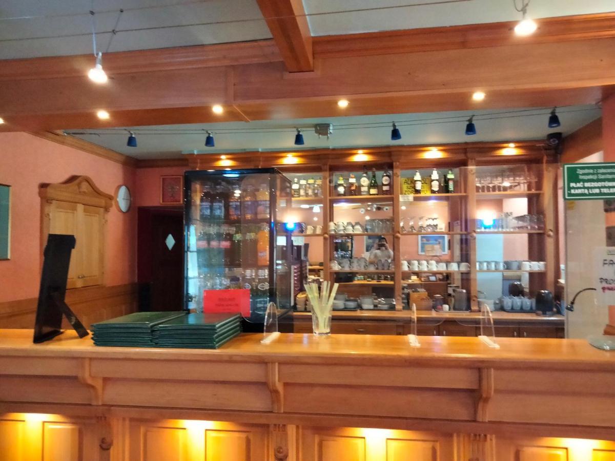 Zajazd Restauracja Machliny 外观 照片