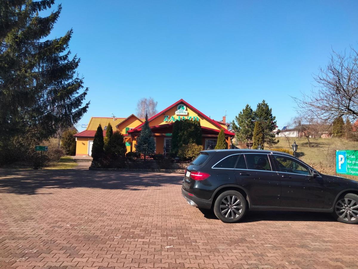 Zajazd Restauracja Machliny 外观 照片
